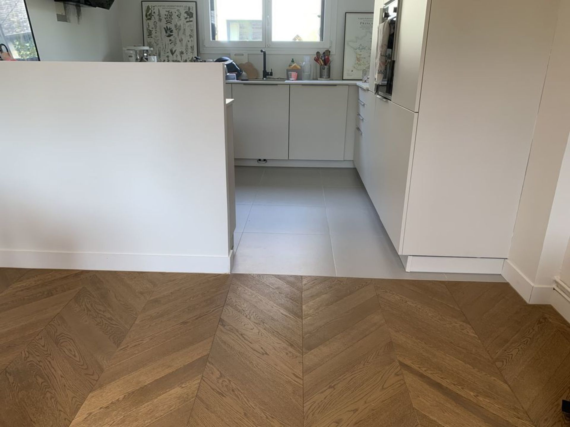 Carrelage Imitation Parquet Point De Hongrie PARQUET EN POINT DE HONGRIE ET CARRELAGE EN RENOVATION - Corefi