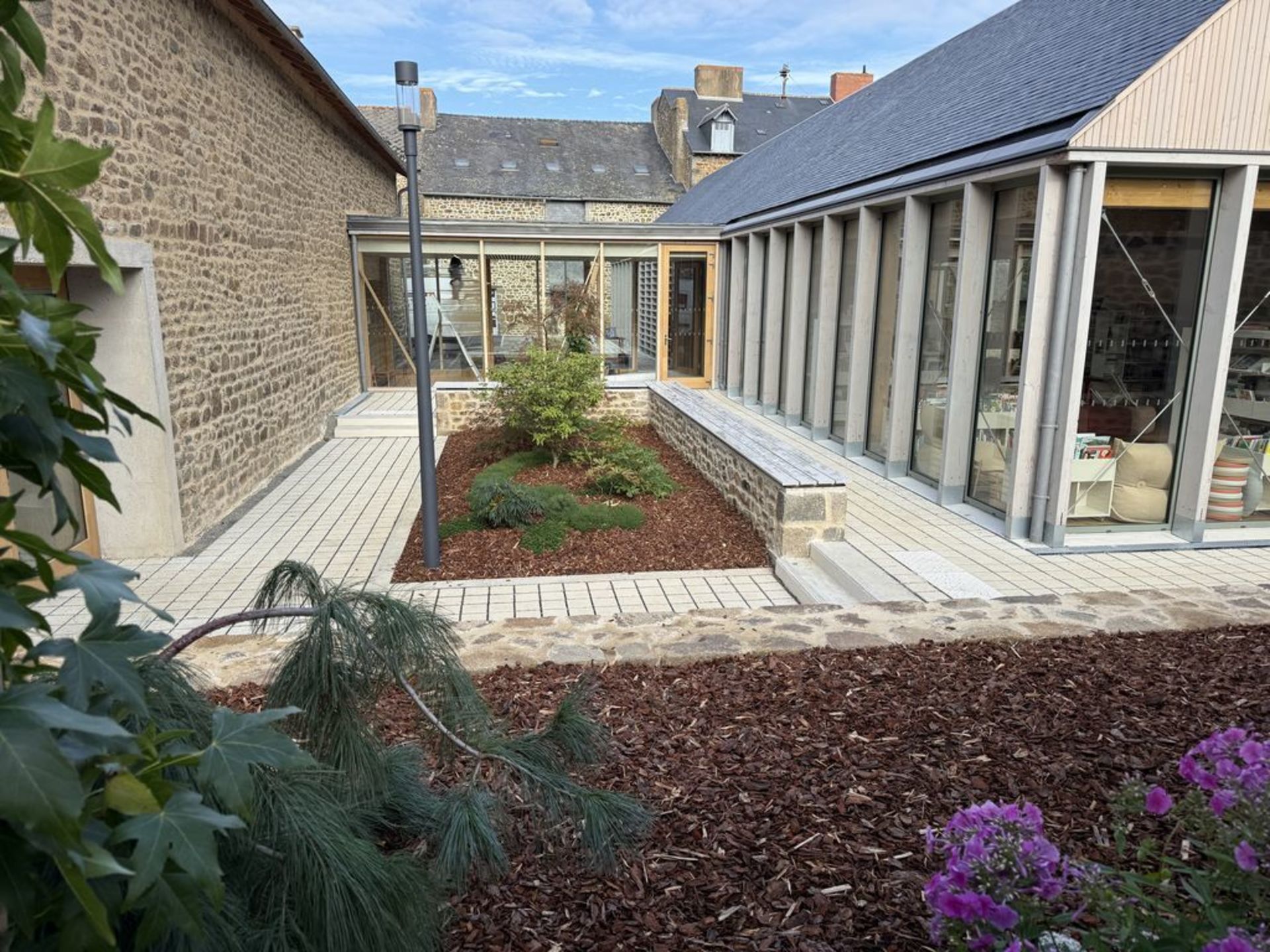 Ref vign corefi mediatheque carrelage resine 16 1